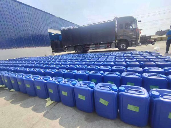 融雪剂厂家：新式环保融雪